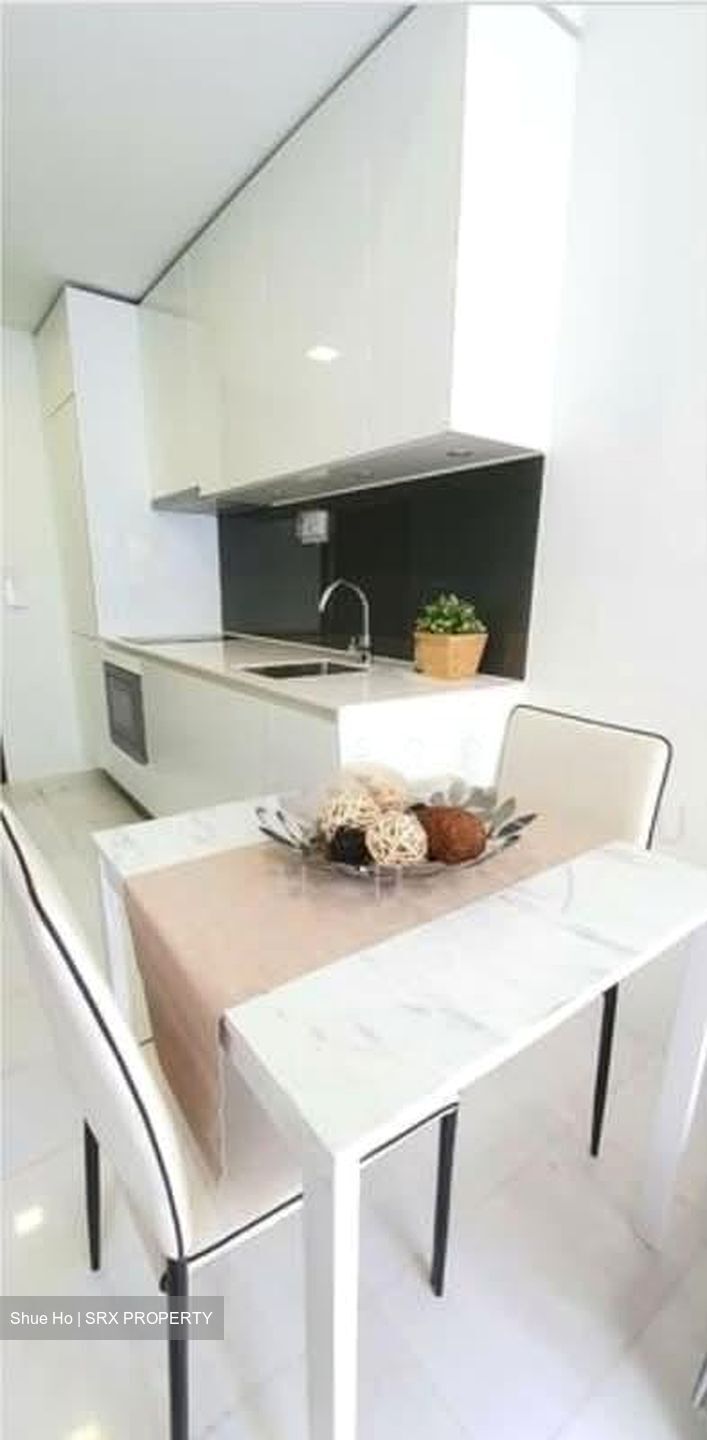 Metro Loft (D14), Apartment #527275691
